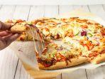ilustrasi-pizza-sebuah-restoran-pizza-memiliki-promo-unik.jpg