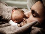 ilustrasi-seorang-bayi-yang-sedang-tidur.jpg