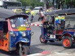 ilustrasi-tuk-tuk-transportasi-umum-di-thailand.jpg