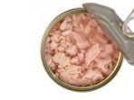 ilustrasi-tuna-kaleng-viral-wanita-dapat-menu-aneh-dengan-harga-mahal.jpg