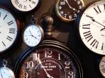 Fakta Jam - Kenapa Jarum Jam Berputar ke Arah Kanan? Ini Jawabannya