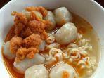 indomie-seblak-cilok-yang-rasanya-pedas-namun-segar.jpg