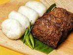 jadah-tempe-mbah-carik-makanan-populer-khas-kaliurang-sleman.jpg