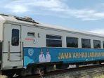 jamaah-haji-naik-kereta-api.jpg