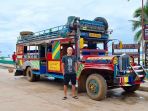 jeepney-filipina_20170712_110713.jpg