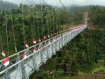 jembatan-gantung-girpasang-di-lereng-gunung-merapi-klaten-kamis-2012022.jpg