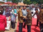 jokowi-hadiri-perayaan-hari-batik-nasional.jpg