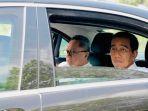 jokowi-tinjau-jalanan-rusak-di-lampung-gambar-2.jpg