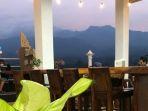 jukung-vietnam-resto.jpg