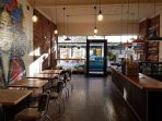 kafe-handsome-her_20170806_193921.jpg