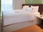 kamar-di-maxone-hotel-pemuda.jpg