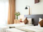 kamar-penginapan-di-the-grand-hill-resort-hotel.jpg