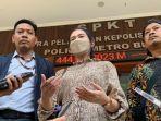 karyawan-korban-ajakan-staycation-di-bekasi.jpg