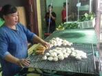 karyawan-pempek-saga-sudi-mampir_20160907_203238.jpg