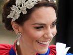 kate-middleton-mengenakan-anting-milik-mendiang-putri-diana.jpg