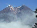kawah-merapi.jpg