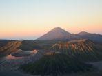 kawasan-wisata-taman-nasional-bromo-tengger-semeru-tnbts-atau-gunung-bromo.jpg