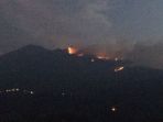 kebakaran-di-gunung-merbabu_20181016_211212.jpg