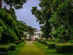 kebun-raya-bogor-yang-berlokasi-di-jalan-ir-haji-djuanda-paledang-bogor-jawa-barat.jpg