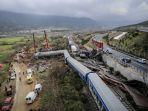 kecelakaan-kereta-api-di-lembah-tempi-dekat-larissa-yunani-1-maret-2023.jpg