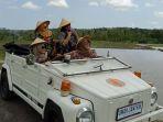 kegiatan-susur-desa-menggunakan-vw-safari-di-omah-cantrik-kulon-progo-yogyakarta.jpg