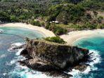 keindahan-pantai-koka-di-maumere-nusa-tenggara-timur.jpg