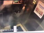 kelakuan-nakal-bocah-di-dalam-lift_20180302_135513.jpg