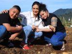 keluarga-krisdayanti-di-batu-2.jpg