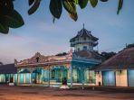 keraton-surakarta-satu-tempat-wisata-di-solo-dekat-stasiun-purwosari.jpg