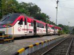 kereta-api-batara-kresna-melayani-relasi-solo-wonogiri-pulang-pergi-pp.jpg