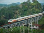 kereta-api-indonesia-kai-menjual-banyak-tiket-mudik-lebaran.jpg