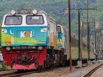 kereta-api-luar-biasa-klb.jpg