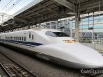 kereta-cepat-shinkansen_20171215_114600.jpg