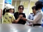 keributan-di-bandara-sam-ratulangi-manado_20170705_182627.jpg