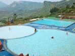kolam-renang-di-nirvana-valley-resort.jpg