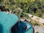 kolam-renang-di-the-kayon-jungle-resort.jpg