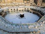 kondisi-kabah-setelah-visa-umrah-ditangguhkan.jpg