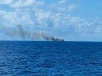 kri-teluk-hading-538-terbakar-di-perairan-kepulauan-selayar.jpg