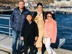 krisdayanti-dan-raul-lemos-liburan-ke-swiss-2.jpg