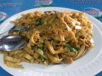 kwetiau-goreng-di-warung-mie-bandung-kridosono.jpg