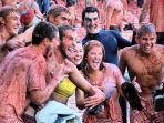 la-tomatina-di-spanyol.jpg