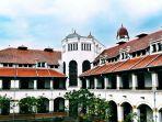lawang-sewu-adalah-bangunan-bersejarah-yang-ada-di-semarang.jpg