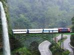 lembah-anai-sumatera-barat_20160808_161617.jpg