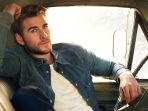 liam-hemsworth_20170325_181504.jpg