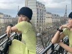 lisa-blackpink-di-paris.jpg