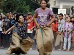 lomba-balap-karung_20170808_205927.jpg