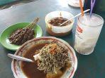 lontong-balap-dan-kupang-h-woko.jpg