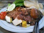 lotek-dan-gado-gado-bu-bagyo-colombo.jpg