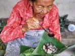 lupis-mbah-satinem-jogja-gambar.jpg