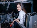 luxiediandra-sosialita-surabaya-yang-sukses-terbangkan-cessna-172-skyhawk.jpg